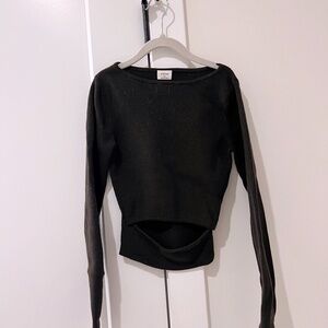 NWOT ARITZIA WILFRED Cropped Sweater